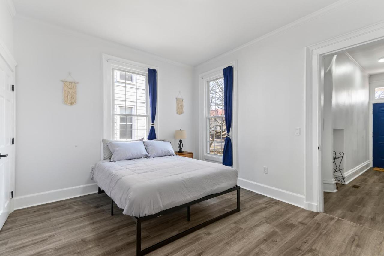 Апартаменты Casa Soleada In East Rock Near Dt And Yale Som With Free Parking And King Bed Нью-Хейвен Экстерьер фото