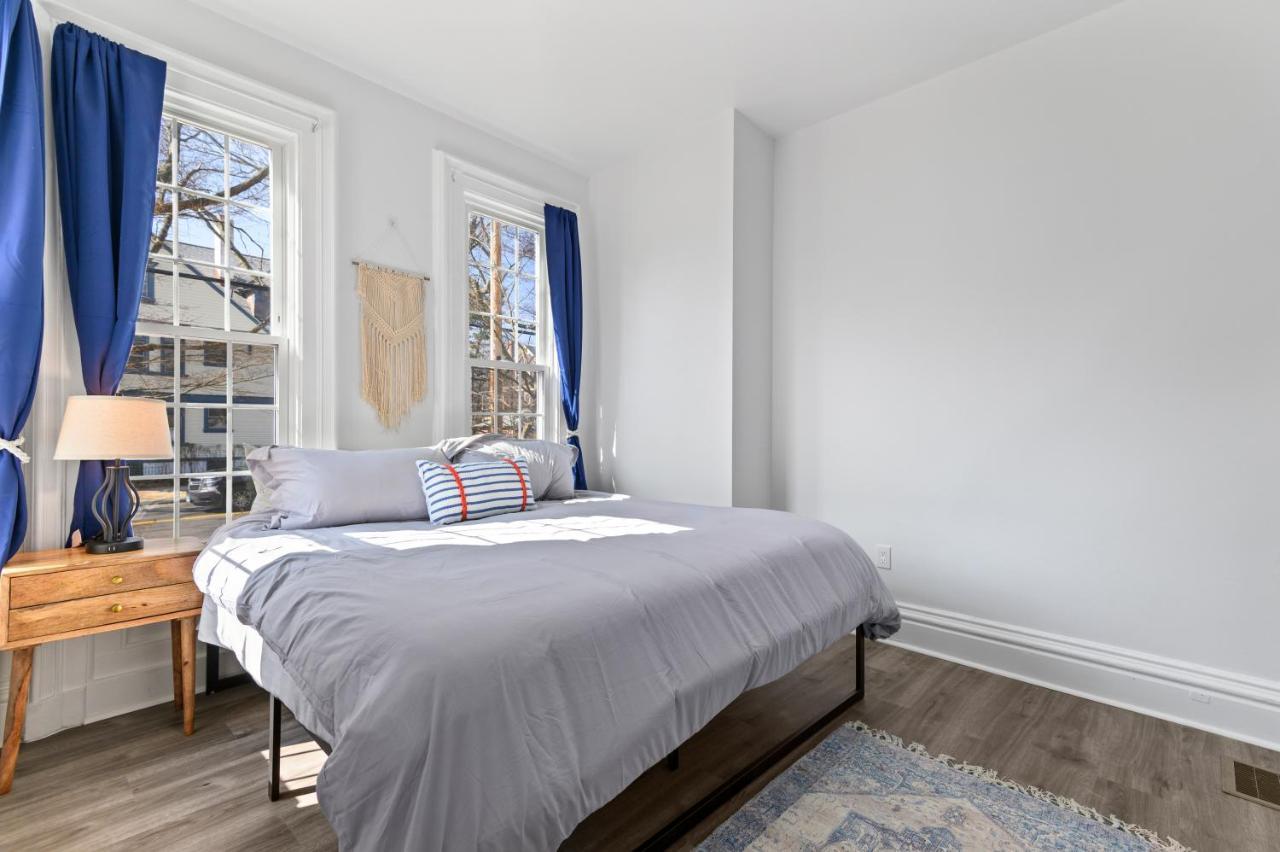 Апартаменты Casa Soleada In East Rock Near Dt And Yale Som With Free Parking And King Bed Нью-Хейвен Экстерьер фото